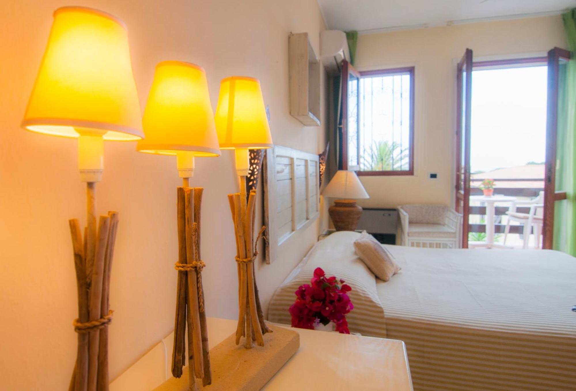 Hotel Cernia Isola Botanica SantʼAndrea 외부 사진