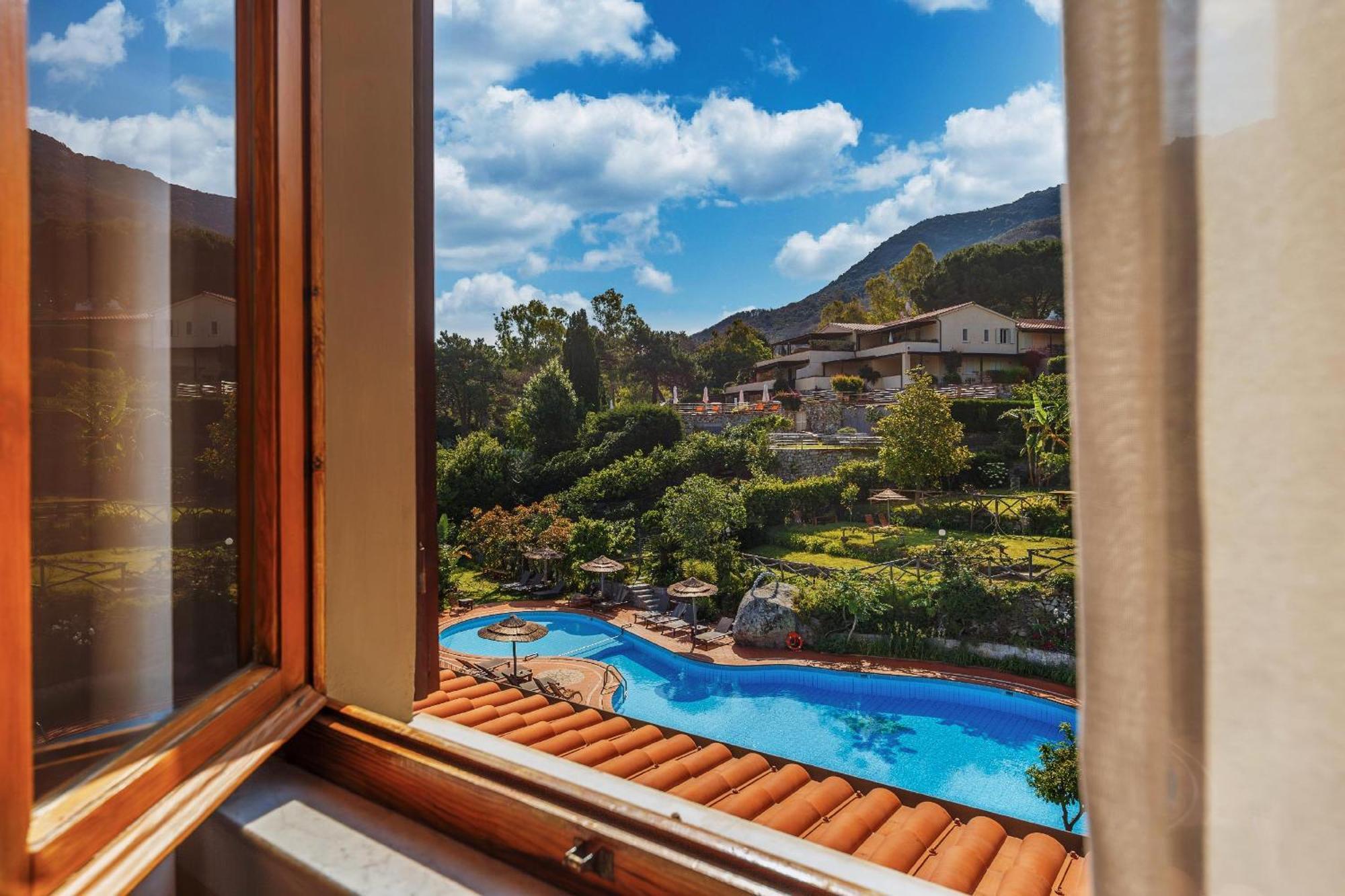 Hotel Cernia Isola Botanica SantʼAndrea 외부 사진