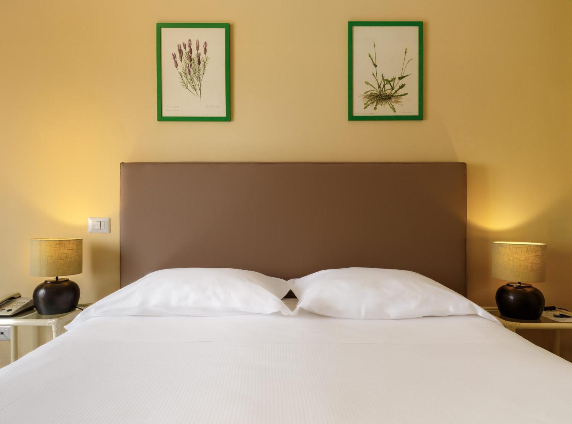 Hotel Cernia Isola Botanica SantʼAndrea 외부 사진